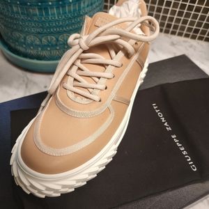 Giuseppe Zanotti Sneakers .New Tan Color Size 8 with dustbag and the box